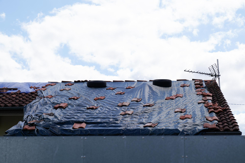 Maximizing Your Roof Damage Insurance Claim Tips