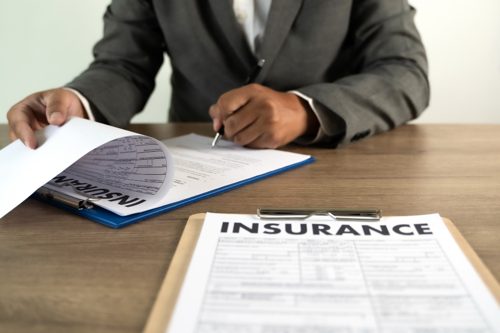 Residential vs. Commercial Insurance Claims