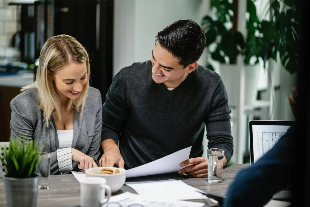 Benefits of Using Insurance Claims Adjusters