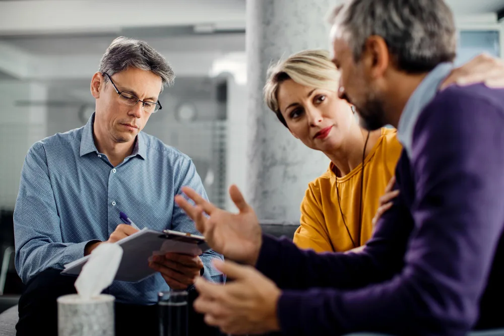 How Public Insurance Claim Adjusters Help With Home Insurance Claims